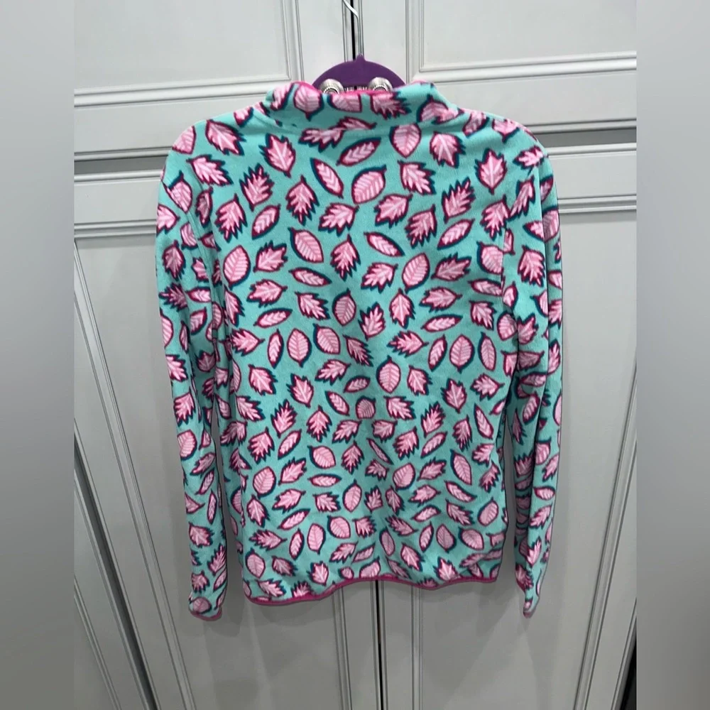 Lands’ End Girls leaf printed size XXL (18-20) fleece pullover